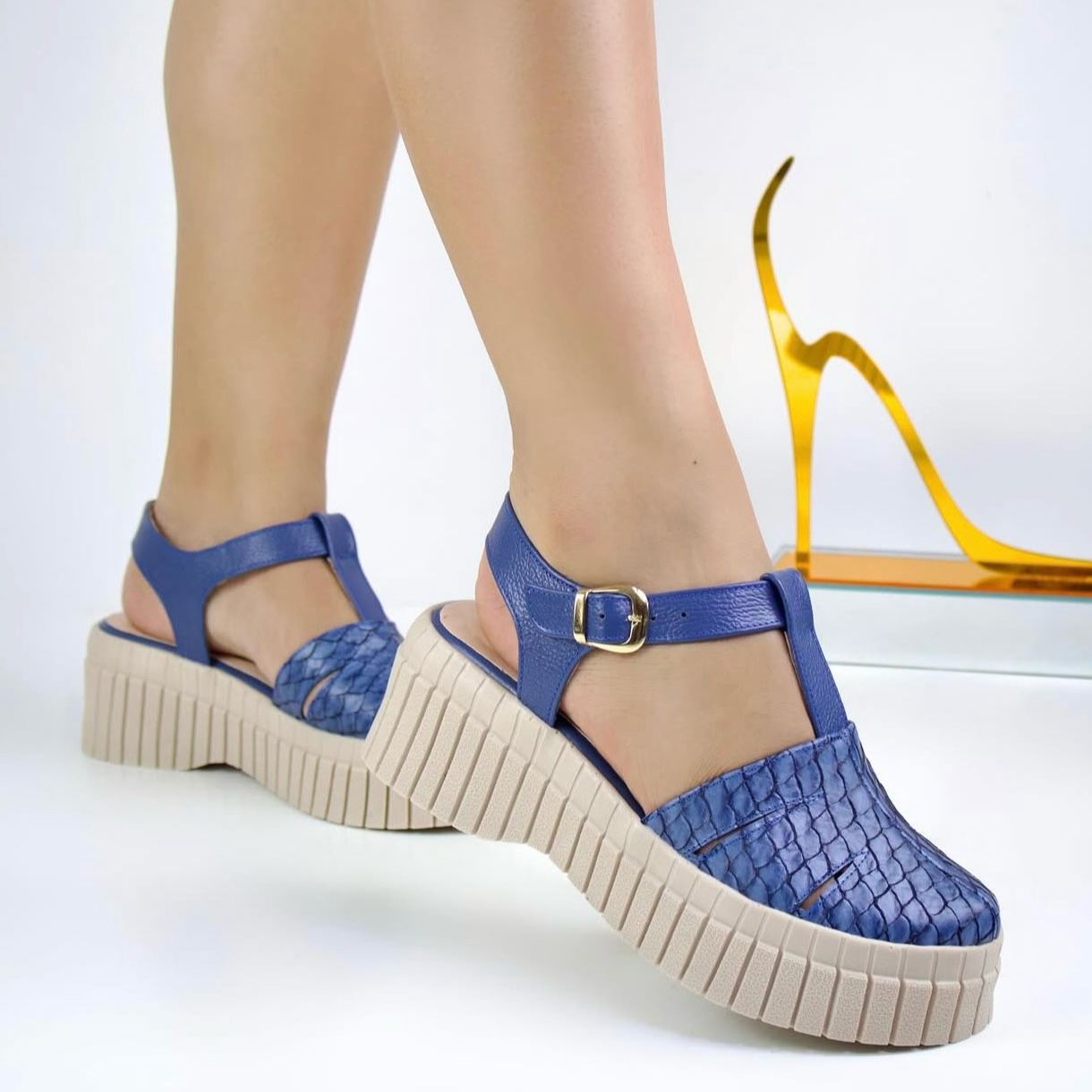 🤩CALZADO BELGICA⭐⭐⭐⭐⭐OUR FOOTBED 🙋‍♀️CON CUÑA ORTOPEDICA