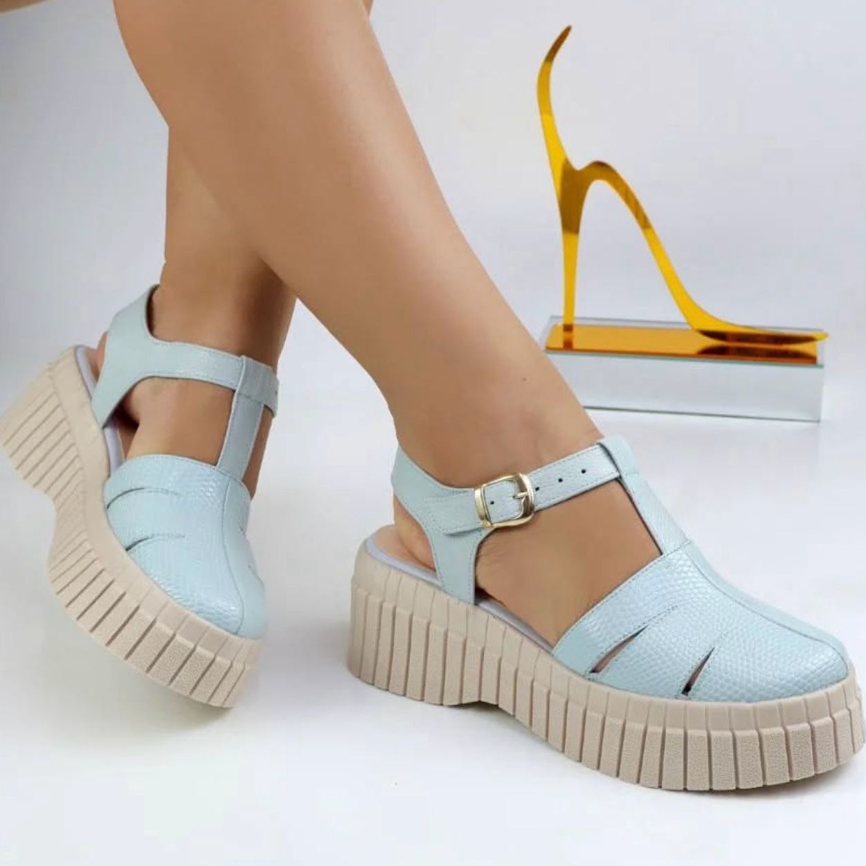 🤩CALZADO BELGICA⭐⭐⭐⭐⭐OUR FOOTBED 🙋‍♀️CON CUÑA ORTOPEDICA