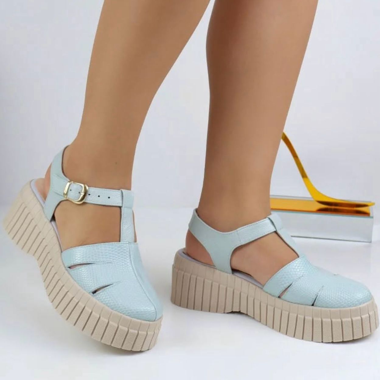 🤩CALZADO BELGICA⭐⭐⭐⭐⭐OUR FOOTBED 🙋‍♀️CON CUÑA ORTOPEDICA