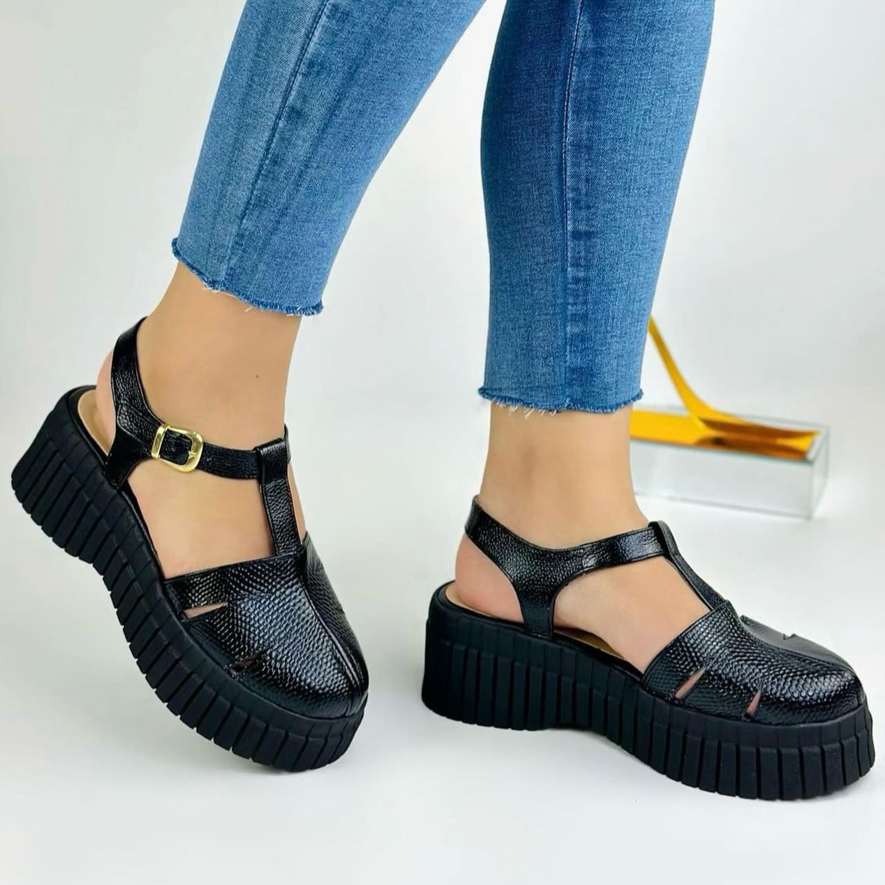 🤩CALZADO BELGICA⭐⭐⭐⭐⭐OUR FOOTBED 🙋‍♀️CON CUÑA ORTOPEDICA